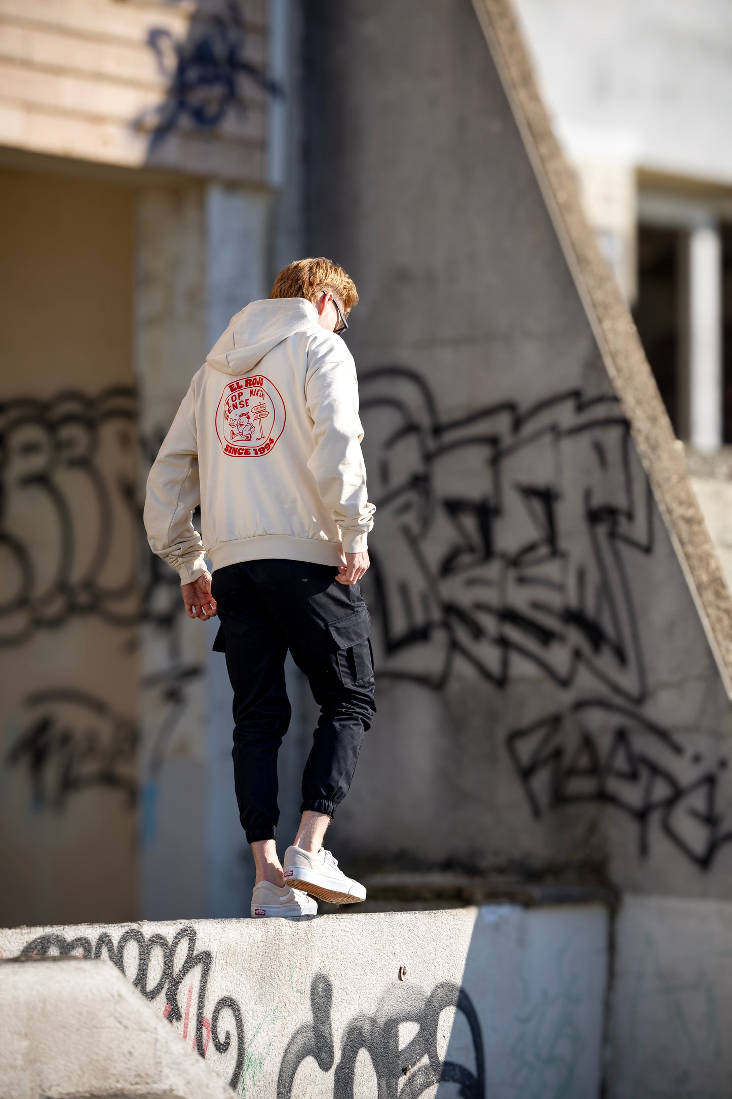 ELITE HOODIE SUMMER SAND